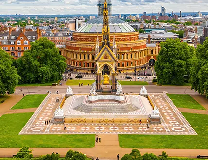 Cities and cultural capitals - Urban exploration